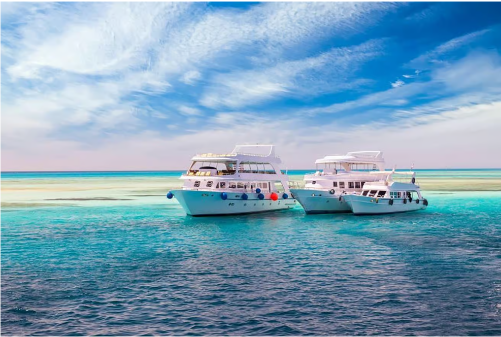Hurghada: Luxury Private Yacht with Optional Lunch & Drinks