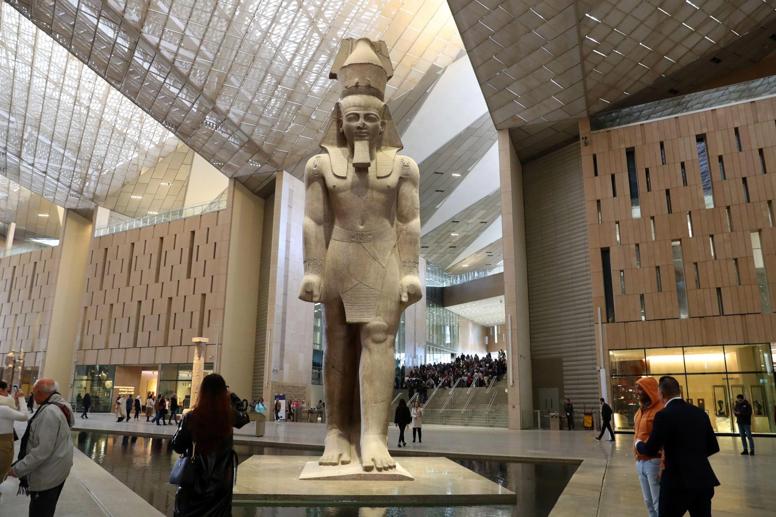 Hurghada: Grand Egyptian Museum, Pyramids & Sphinx Day Tour